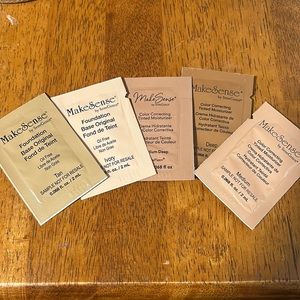 MakeSense foundation/tinted moisturizer samples